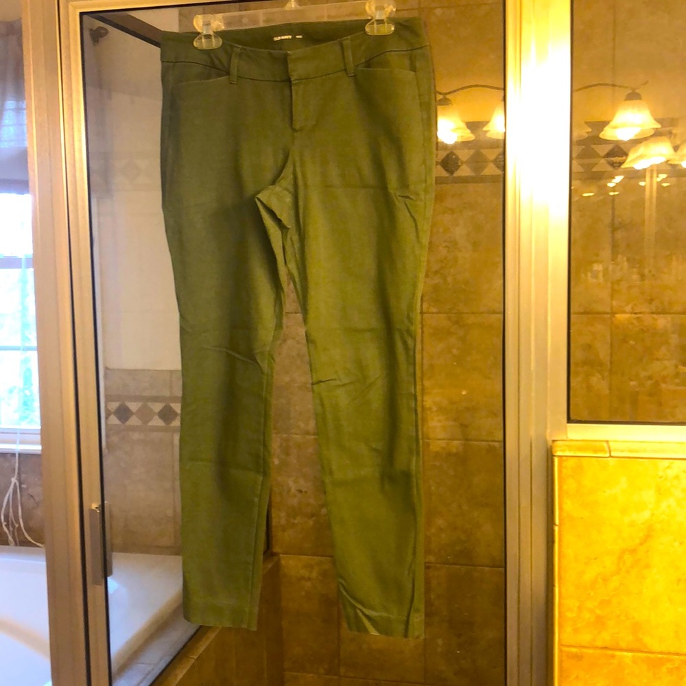 Green petite pixie pants